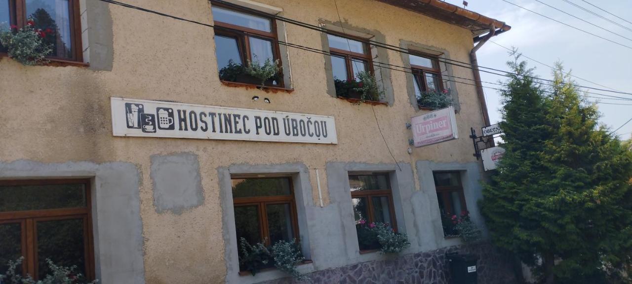 Hostinec Pod Ubocou Valaska Exterior photo